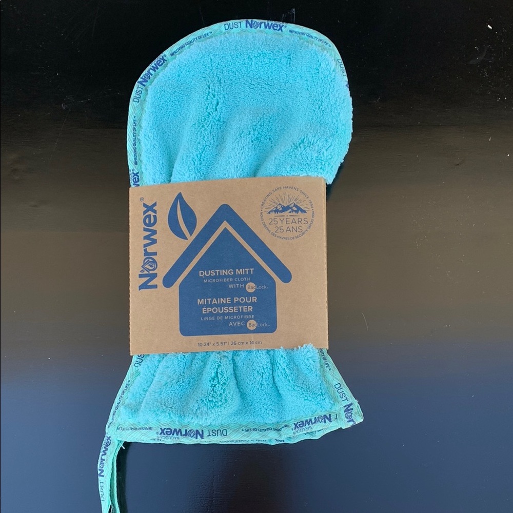 Norwex Turquoise Dusting Mitt